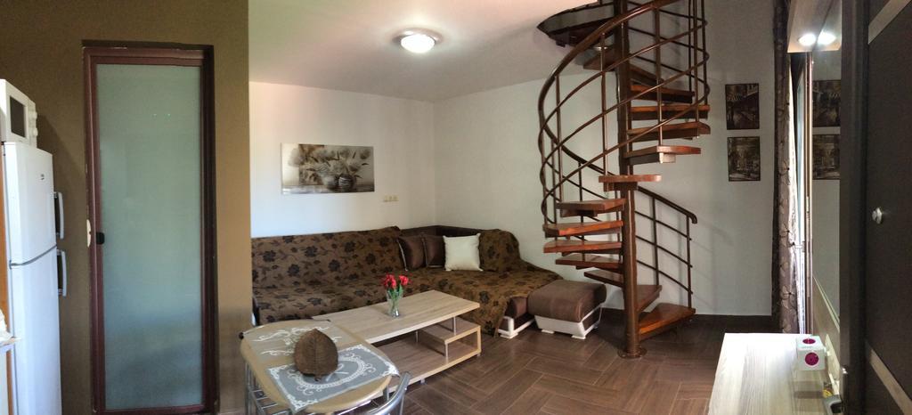 Palmyra Studios Stavros  Ngoại thất bức ảnh